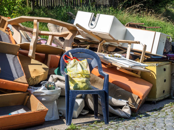 Best Yard Waste Removal  in Seneca, KS