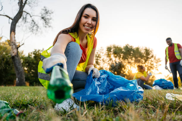 Best Basement Cleanout Services  in Seneca, KS